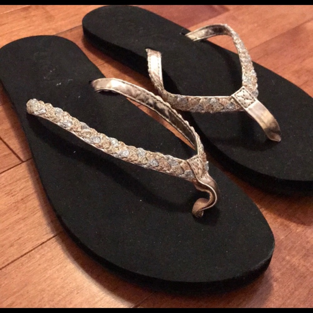 👣 Metallic REEF flip flops👣